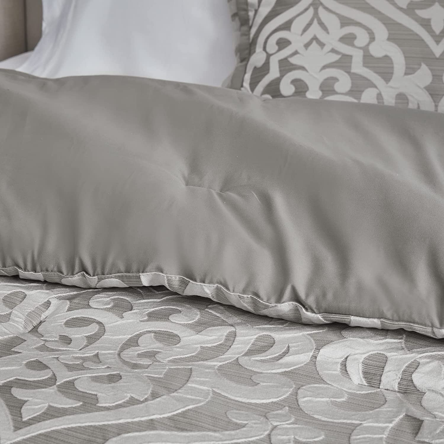 Tesla Silver Comforter Set - Image 13