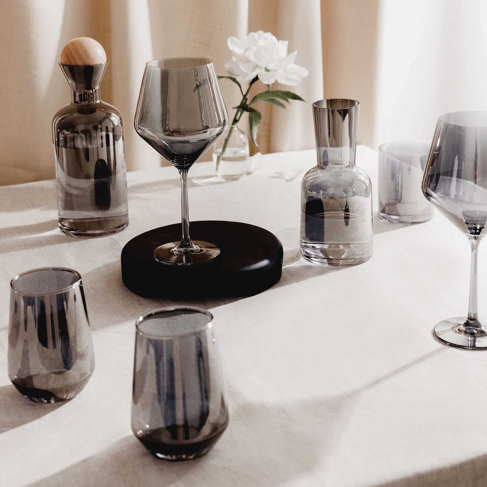 Modern Iridescent Wine Glass Set - Image 3