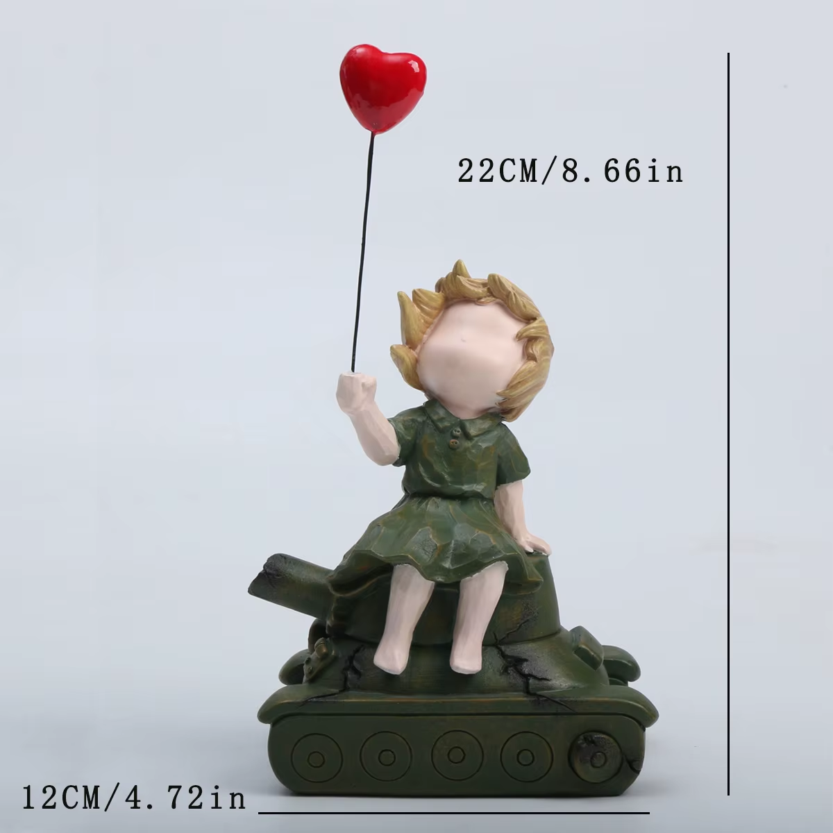 Balloon Heart Girl Decorative Statue - Image 9